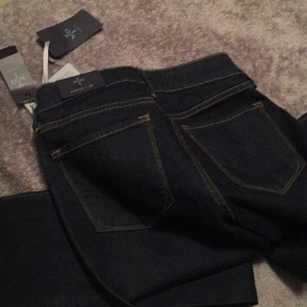 Jeans - Picture 4 of 4